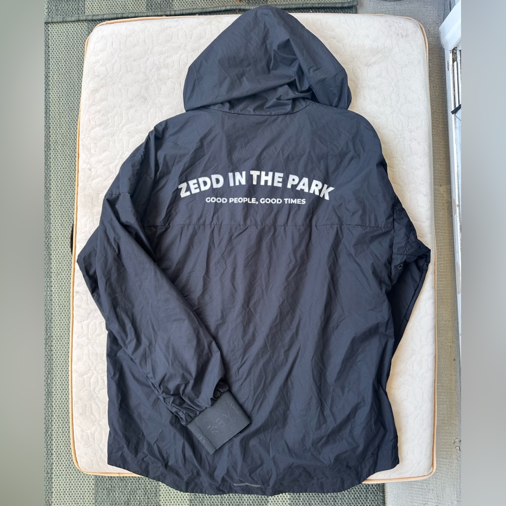 Zedd in the Park lightweight rain coat